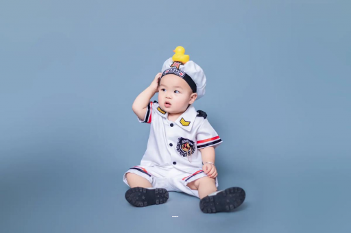 福州宝宝老摇头怎么回事 福州宝宝老摇头怎么回事